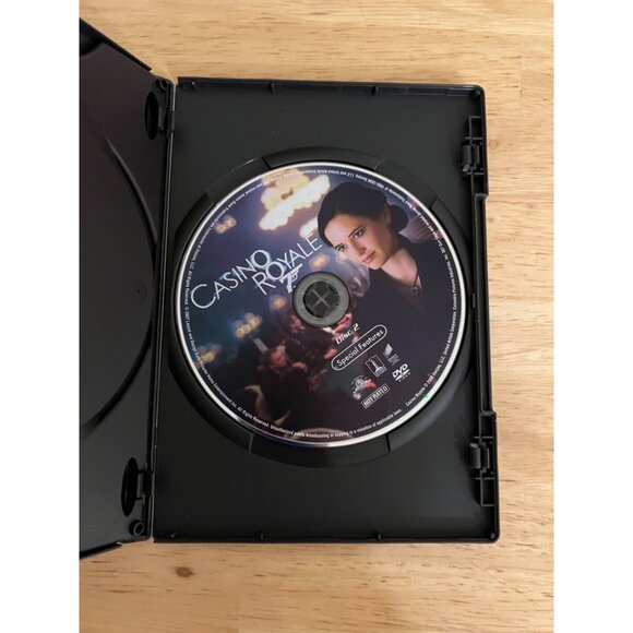 Casino Royale 2006 DVD Widescreen James Bond Action Daniel Craig Pre-Owned - Picture 3 of 5
